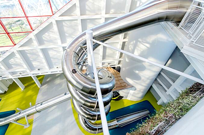 商場(chǎng)大型不銹鋼螺旋滑梯